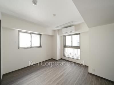 Bedroom ※Photo of the same layout on 2 floor. Decoration and fixture may differ.