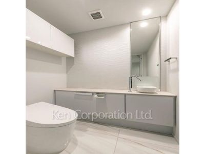 Lavatory
