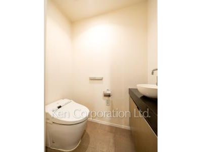 Lavatory