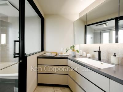 Powder Room