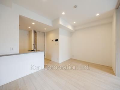 Living-Dining ※Photo of the same layout on 6 floor. Decoration and fixture may differ.