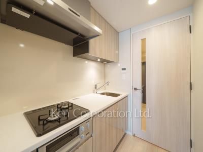 Kitchen ※Photo of the same layout on 2 floor. Decoration and fixture may differ.