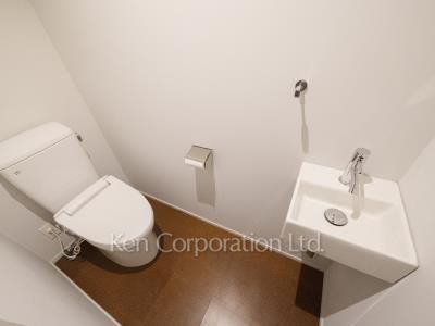 Lavatory