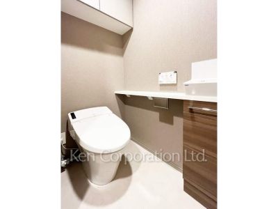 Lavatory
