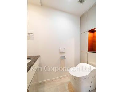 Lavatory