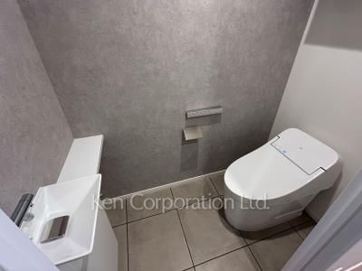 Lavatory