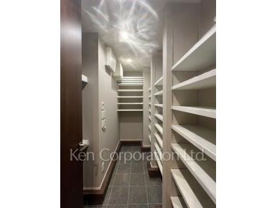 Closet