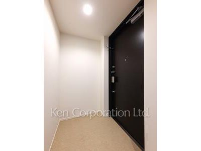 Entrance ※Photo of the same layout on 2 floor. Decoration and fixture may differ.