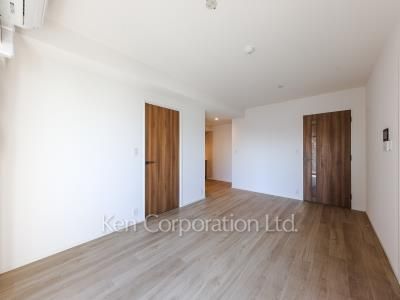 Living-Dining ※Photo of the same layout on 2 floor. Decoration and fixture may differ.