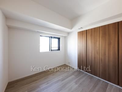 Bedroom ※Photo of the same layout on 2 floor. Decoration and fixture may differ.