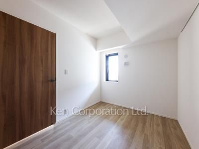 Bedroom ※Photo of the same layout on 2 floor. Decoration and fixture may differ.