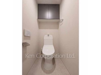 Lavatory