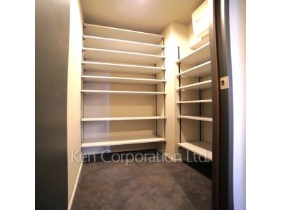 Closet