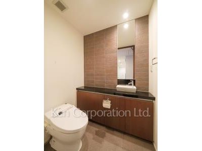 Lavatory