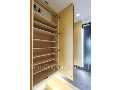 Shoes Closet