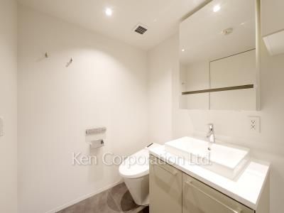 Powder Room