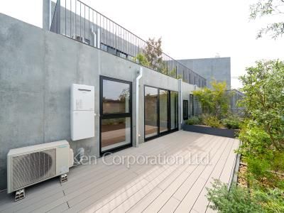 Roof Balcony