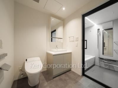 Lavatory