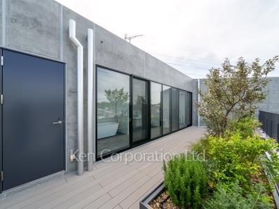 Roof Balcony