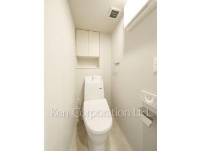 Lavatory ※Photo of the same layout on 6 floor. Decoration and fixture may differ.