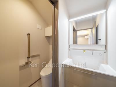 Powder Room