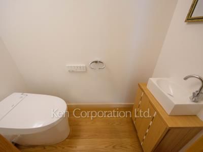 Lavatory