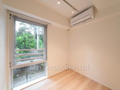 Bedroom ※Photo of the same layout on 3 floor. Decoration and fixture may differ.