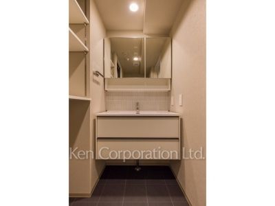 Powder Room