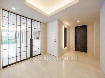 Entrance ※Photo of the same layout on 3 floor. Decoration and fixture may differ.