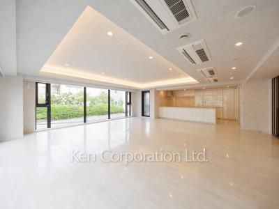 Living-Dining ※Photo of the same layout on 3 floor. Decoration and fixture may differ.