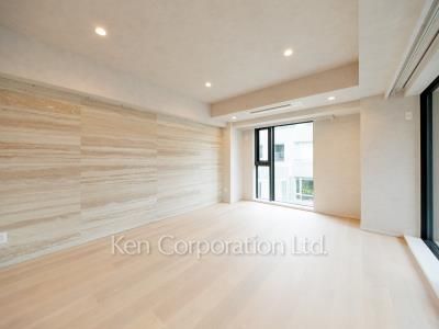 Bedroom ※Photo of the same layout on 3 floor. Decoration and fixture may differ.