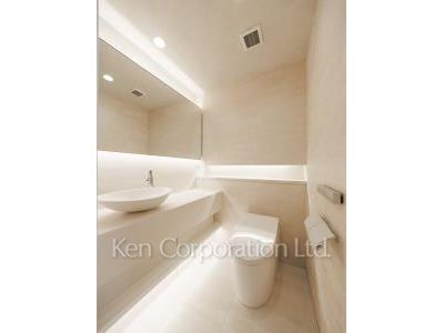 Lavatory ※Photo of the same layout on 3 floor. Decoration and fixture may differ.