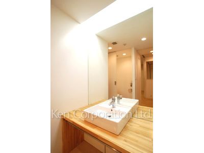 Powder Room