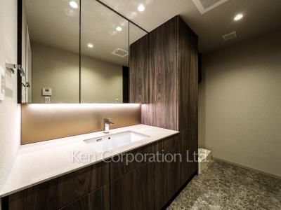 Powder Room