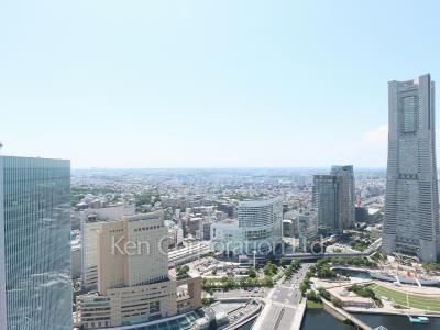 View from the property ※Photo of the same layout on 45 floor. Decoration and fixture may differ.