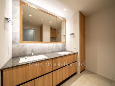 Powder Room