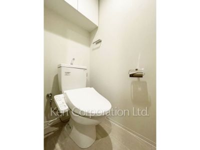 Lavatory