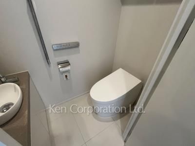 Lavatory