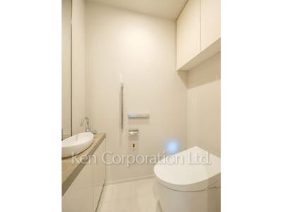Lavatory