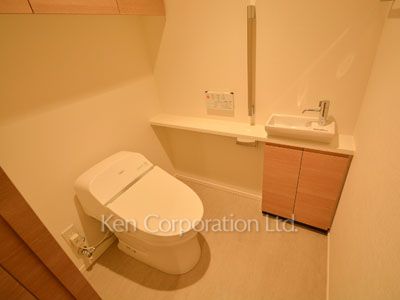 Lavatory