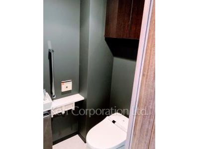 Lavatory
