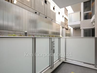 Balcony ※Photo of the same layout on 1 floor. Decoration and fixture may differ.