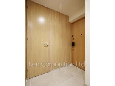 Entrance ※Photo of the same layout on 1 floor. Decoration and fixture may differ.