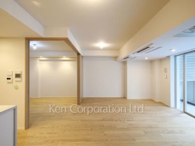 Living-Dining ※Photo of the same layout on 1 floor. Decoration and fixture may differ.