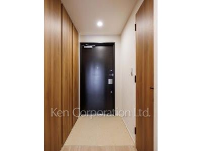 Entrance ※Photo of the same layout on 3 floor. Decoration and fixture may differ.