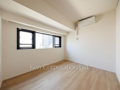 Bedroom ※Photo of the same layout on 3 floor. Decoration and fixture may differ.