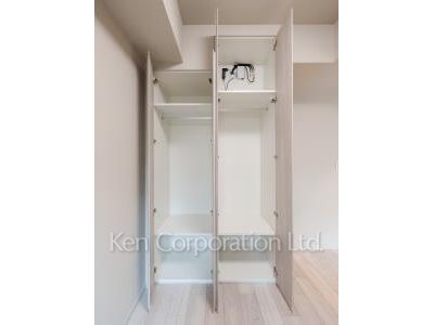 Closet ※Photo of the same layout on 3 floor. Decoration and fixture may differ.