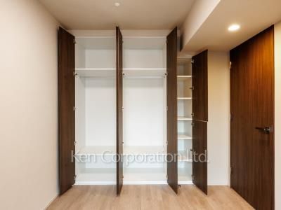 Closet ※Photo of the same layout on 5 floor. Decoration and fixture may differ.