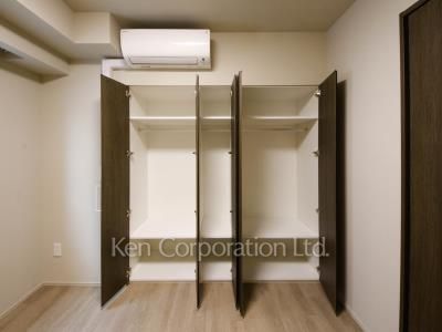 Closet