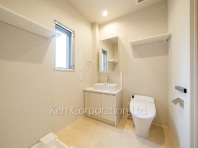 Powder Room